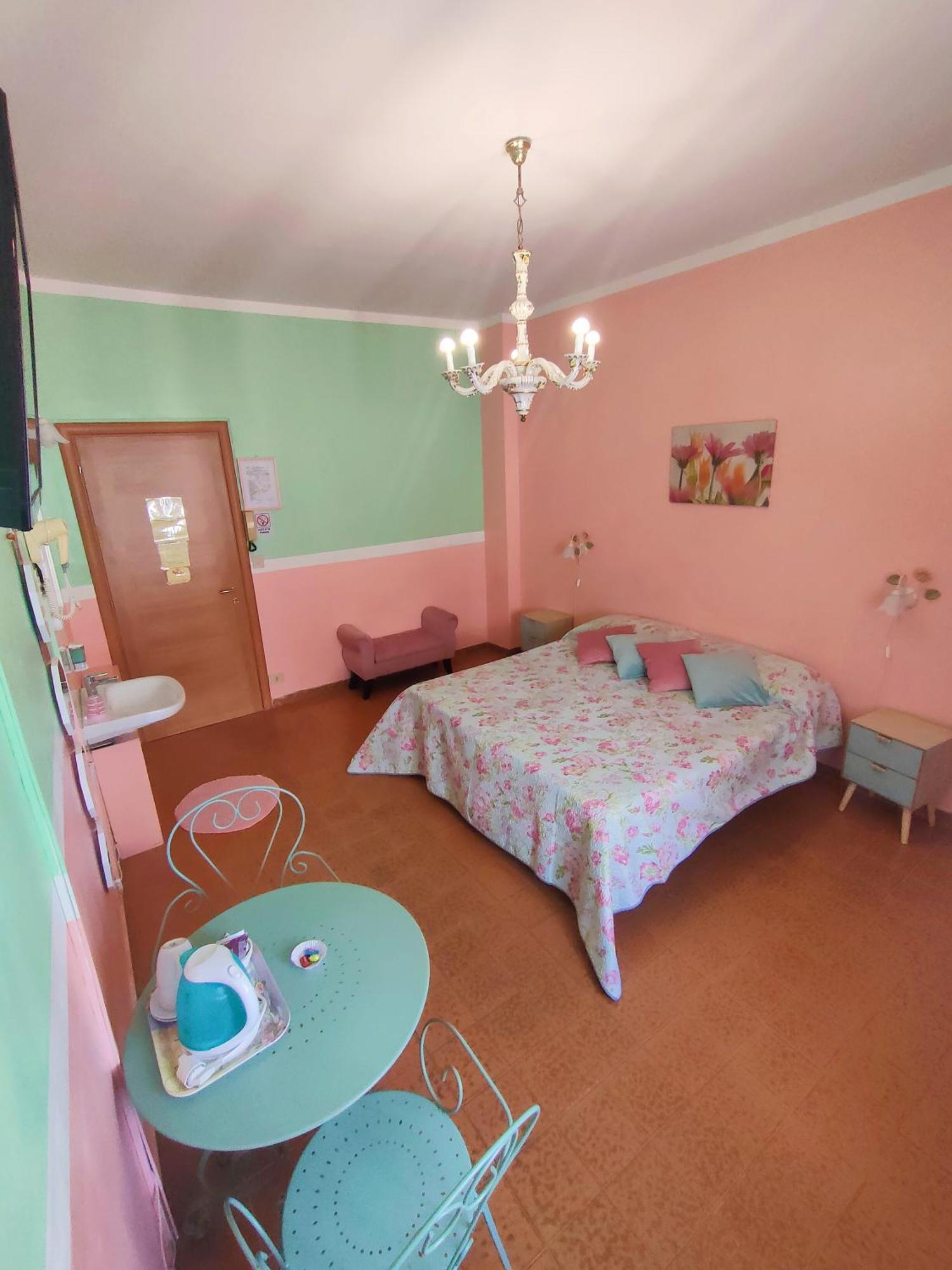 Hotel Serenella Turin Ngoại thất bức ảnh